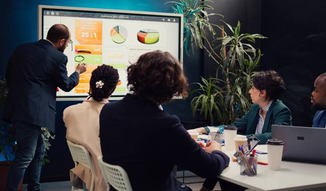 Event planning dashboard with virtual platform interface