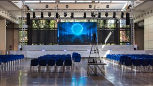 hybrid-event-management-bridging-the-gap-between-physical-and-virtual-experiences